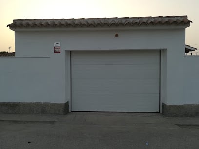 fotografía  2RN Puertas Automáticas y Elevación Proveedor de puertas para garaje en Jerez de la Frontera