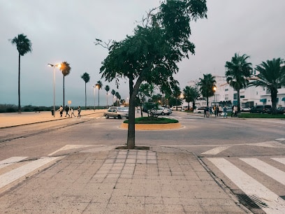 fotografía  APARCAMIENTO CONIL Aparcamiento en Conil de la Frontera