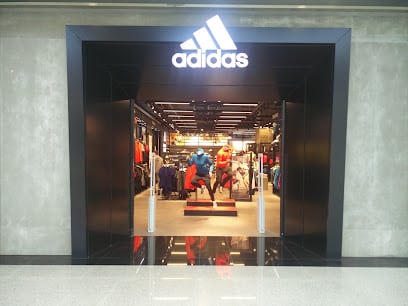 Adidas Store Granada Tienda de deportes