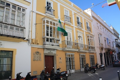 fotografía  Administración De Hacienda de Puerto de Santa María Administrador de la propiedad en El Puerto de Sta María