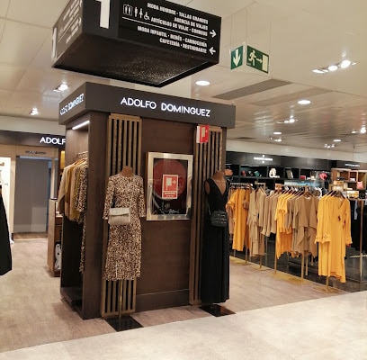 Adolfo Dominguez Tienda de accesorios de moda