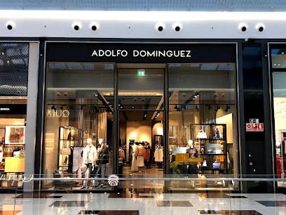 Adolfo Dominguez Tienda de ropa