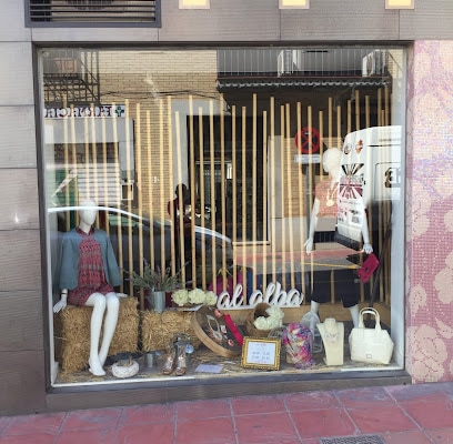 Al Alba Moda y Complementos Tienda de ropa de mujer