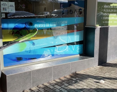 Alquiler Escuela Internacional de Esqui Tienda de esquí