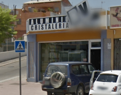 fotografía  Aluminio y Cristalería Rafael Velasco S. L. Tienda de artículos de cristal en Algeciras