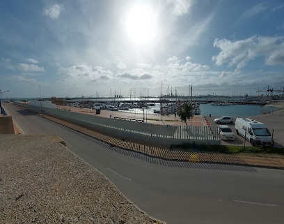 fotografía  Área Autocaravanas - El Puerto Aparcamiento público en El Puerto de Sta María