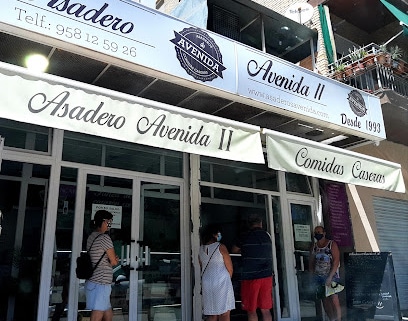 Asaderos Avenida Restaurante especializado en pollo