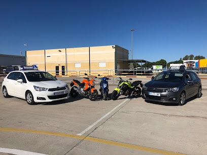 fotografía  Auto Escuela SEGURA Autoescuela en Jerez de la Frontera