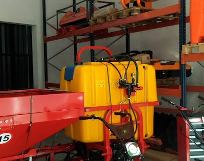 fotografía  Auto Recambios Berenjeno Proveedor de repuestos de carrocería de automóviles en Villamartin
