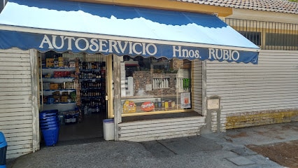 fotografía  Autoservicio Hnos. Rubio Supermercado en Roche