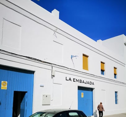 fotografía  Bar LA EMBAJADA Bar de tapas en Chiclana de la Frontera