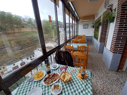 fotografía  Bar Restaurante Las Flores Restaurante en Setenil de las Bodegas