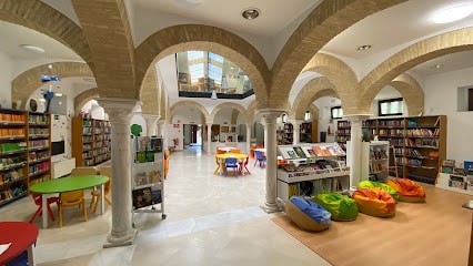 fotografía  Biblioteca Pública Municipal "Rafael Pablos" Sanlúcar de Barrameda Biblioteca pública en Sanlúcar de Barrameda