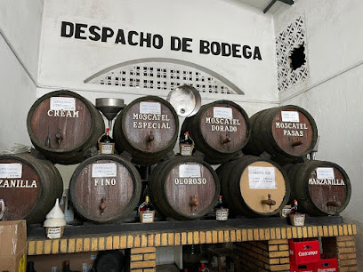 fotografía  Bodegas César Florido Bodega en Chipiona