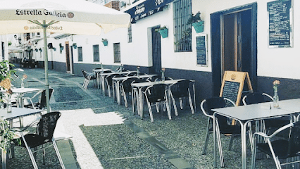 fotografía  Bodegón El Trompero Bar restaurante en Rota