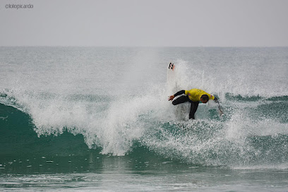 fotografía  CÁDIZ SURF CENTER Escuela de surf en Cádiz