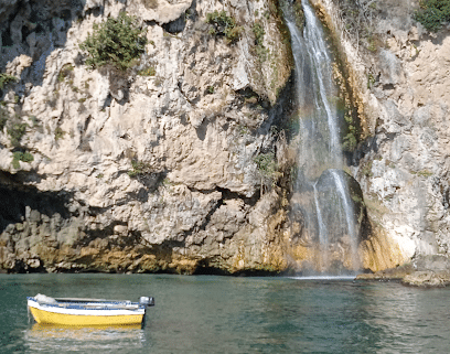 CASCADA DE MARO - ALQUILER DE BARCOS Y EXCURSIONES Agencia de excursiones en barco