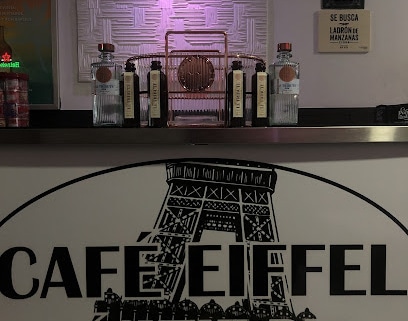 fotografía  Café Eiffel Coctelería en Puerto Real
