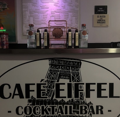 fotografía  Café Eiffel Coctelería en Puerto Real