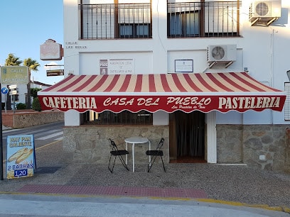 fotografía  Cafeteria-Pasteleria Casa Del Pueblo(Los Pasteles de Tom) Pastelería en Castellar de la Frontera