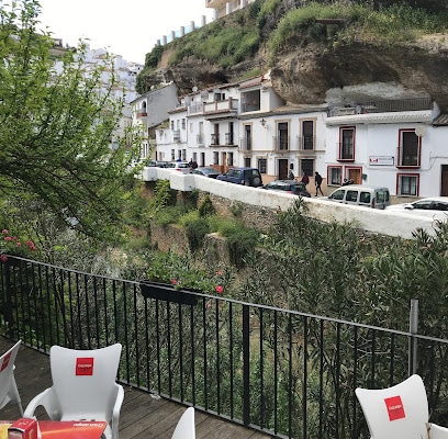 fotografía  Cafeteria/Heladeria Capry Cafetería en Setenil de las Bodegas