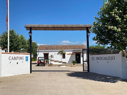 fotografía  Camping El Nogalejo  en Setenil de las Bodegas