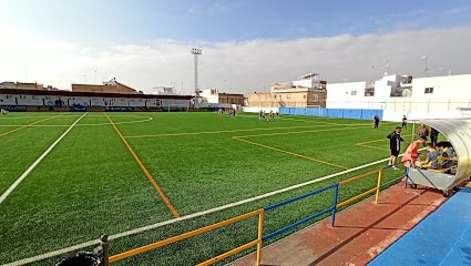 fotografía  Campo de Futbol Campo de fútbol en Puerto Serrano