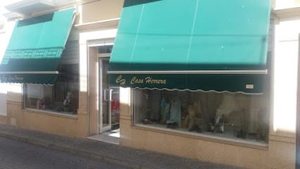 fotografía  Casa Herrera Tienda de ropa en Paterna de Rivera