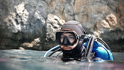 Centro de Buceo Marina - Buceo en La Herradura Centro de buceo