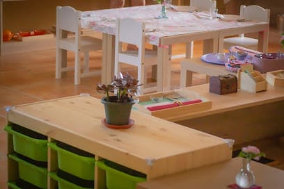 Centro de Educación Infantil Montessori Community Granada Escuela Montessori