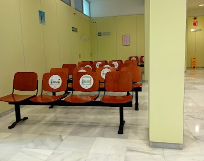 fotografía  Centro de Especialidades Salud Vargas Ponce Centro de salud en Cádiz