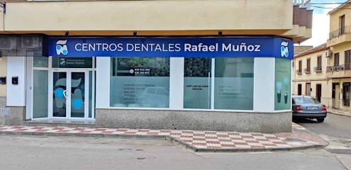 Centros Dentales Rafael Muñoz Huétor - Tajar Dentista