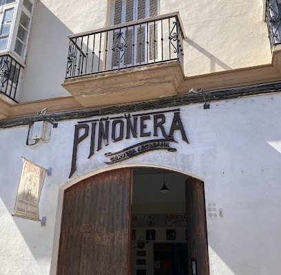fotografía  Cerveza La Piñonera Tienda de cerveza en Puerto Real
