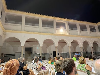 fotografía  Cine De Verano Patio de San Agustín Cine al aire libre en El Puerto de Sta María