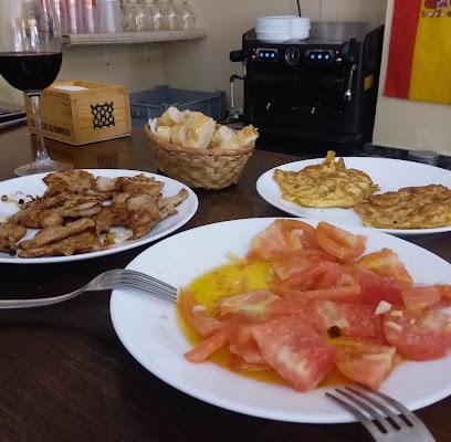 Club De Tenis Tricolia Bar