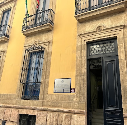 Colegio Oficial De Médicos De Almería Asociación u organización