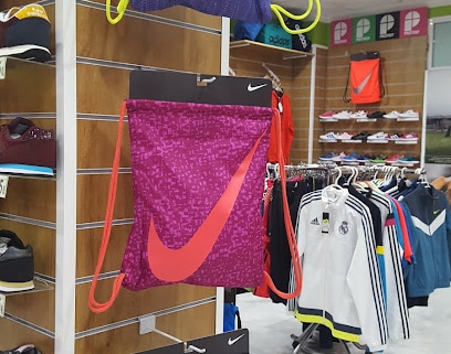 fotografía  Dicon Sport Tienda de deportes en Chipiona