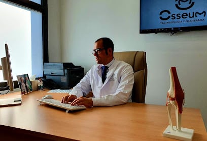 Dr. Juan Garrido Gómez Traumatología Cirujano ortopédico