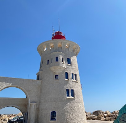 fotografía  El Faro de Puerto Sherry Club náutico en El Puerto de Sta María