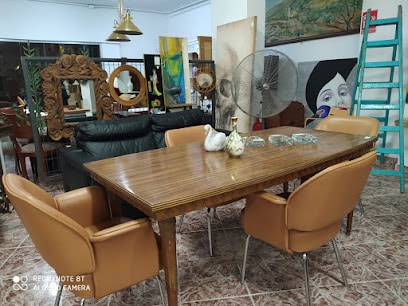 El Mercado de lo Usado Tienda de antigüedades
