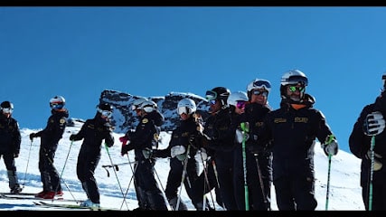 ⛷Escuela Andaluza de Esquí Escuela deportiva