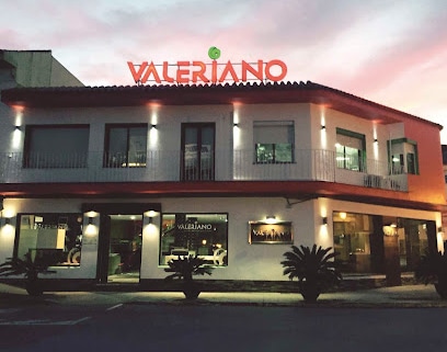 fotografía  Exposición Hermanos Valeriano Proveedor de materiales de construcción en Pueblo Nuevo