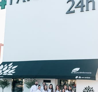 fotografía  Farmacia 24 Horas La Asunción Farmacia en Jerez de la Frontera