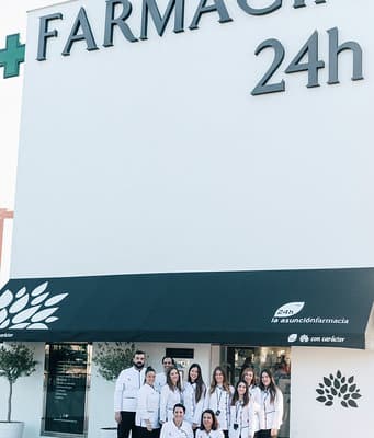 fotografía  Farmacia 24 Horas La Asunción Farmacia en Jerez de la Frontera