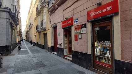 fotografía  Ferretería Quirós Ferretería en Cádiz