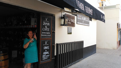 fotografía  GOURMET DIEZ VINOS Tienda de bebidas alcohólicas en San Fernando