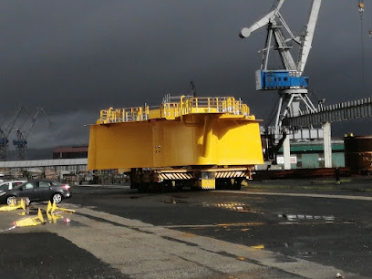 fotografía  Gaditana de Chorro y Limpieza Industria naviera en Puerto Real