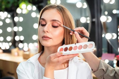 Grace Makeup Artist Maquilladora Profesional en Granada Make-up artist