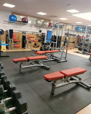 Gym Eme Sport Center Gimnasio