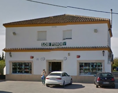 fotografía  Hiper Los Pinos Supermercado en Conil de la Frontera